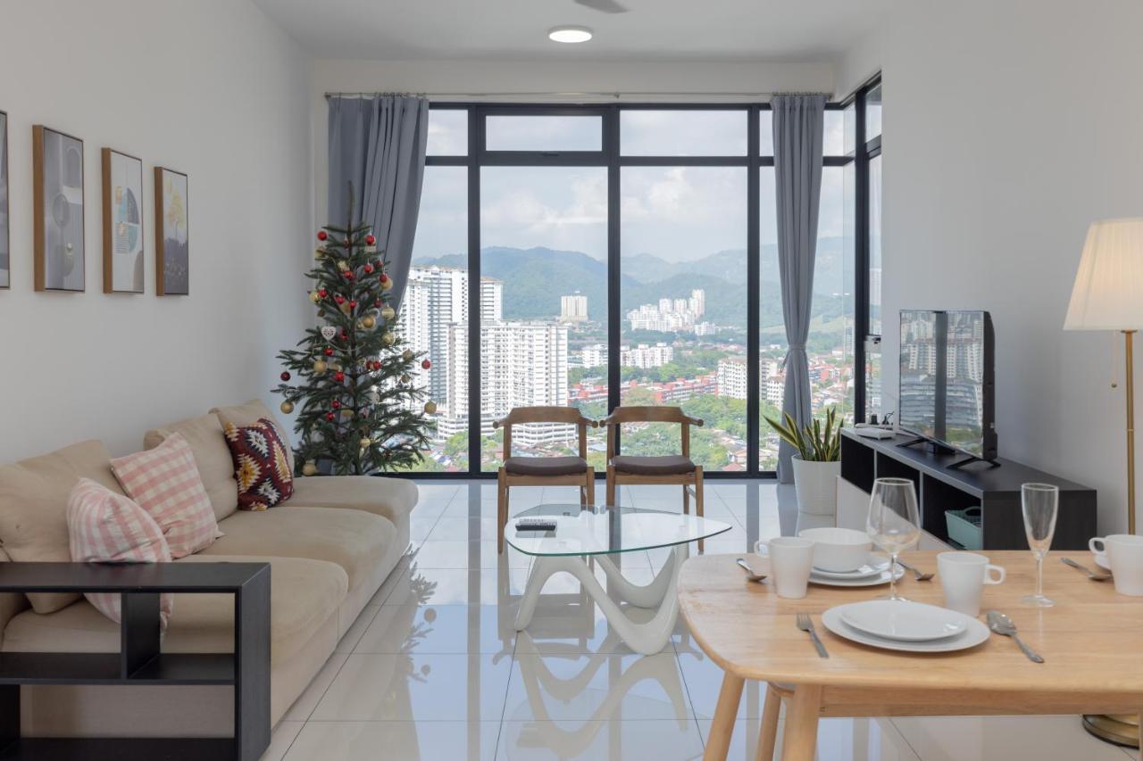 Beacon Executive Suite Penang George Town Buitenkant foto