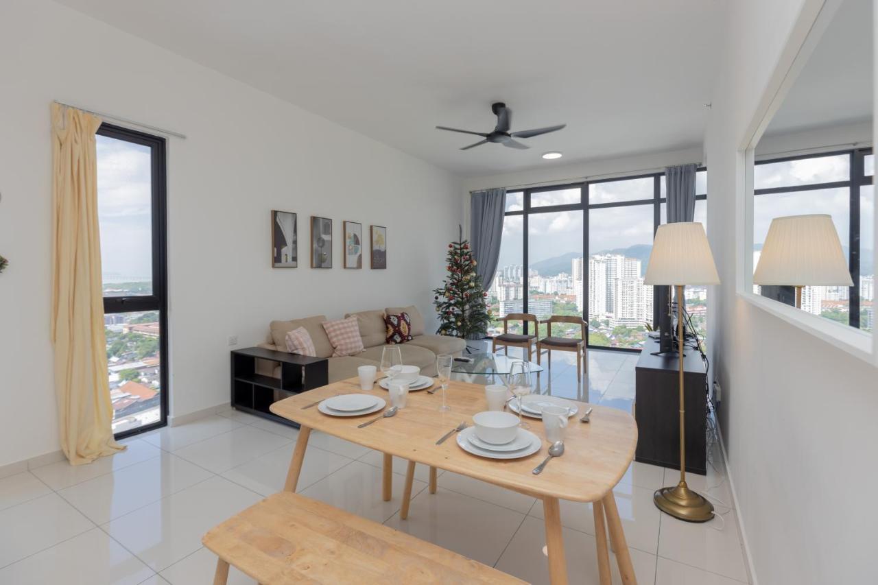 Beacon Executive Suite Penang George Town Buitenkant foto